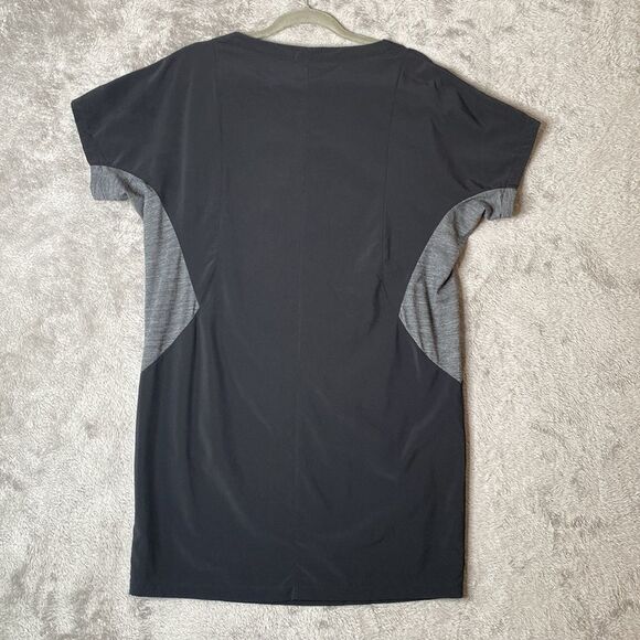 Smartwool Women’s Merino  Active Sport Short Sleeve Dress - Picture 3 of 10